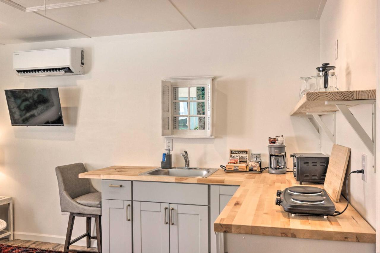 Charming Cottage About 4 Mi To Downtown Greenville! Εξωτερικό φωτογραφία